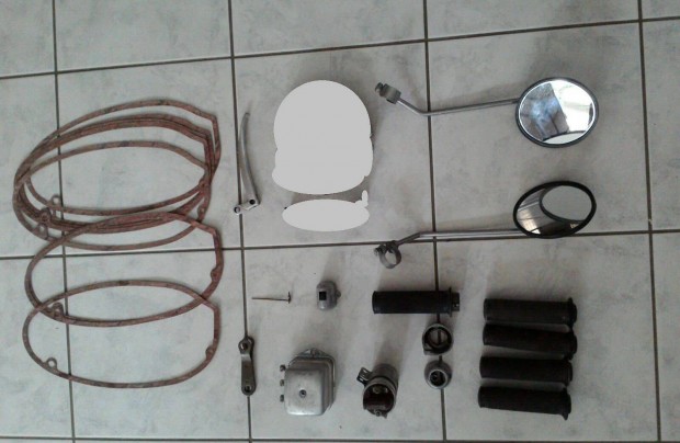 Jawa Czetka Jawa alkatrszek j llapotban eladk