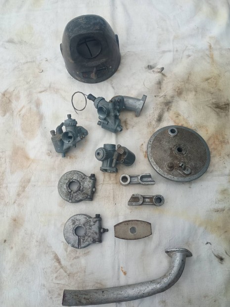 Jawa Mustang megmaradt alkatrészei eladó