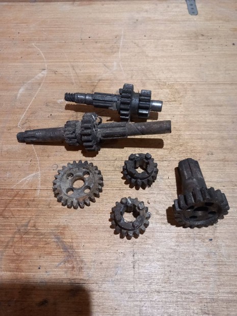 Jawa / Cz 350 / 634 v�lt�