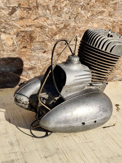 Jawa motor alkatrsz