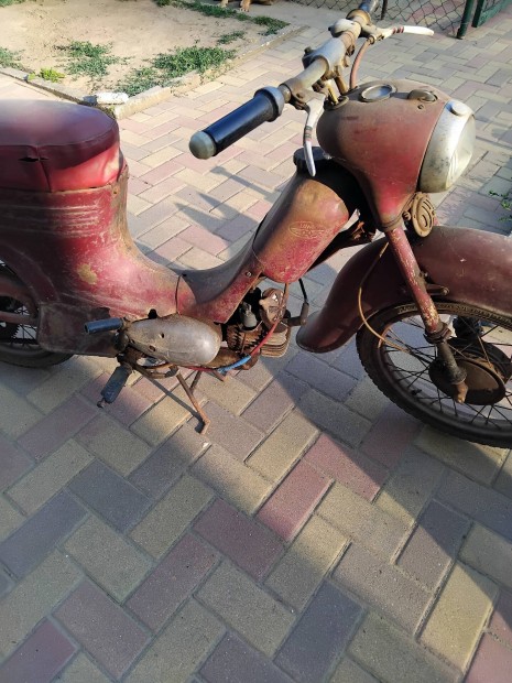 Jawa retró veterán 555