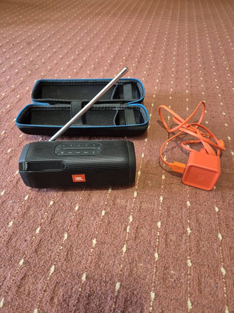 Jbl Tuner 2 Hordozhato Radio,Bluetooth,Dab/Fm,Ipx7 vizallosag,Fekete!