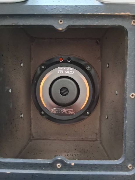 Jbl basspro 2 akt�v m�lyl�da 