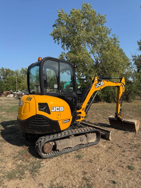 Jcb Gumilncos munikotr