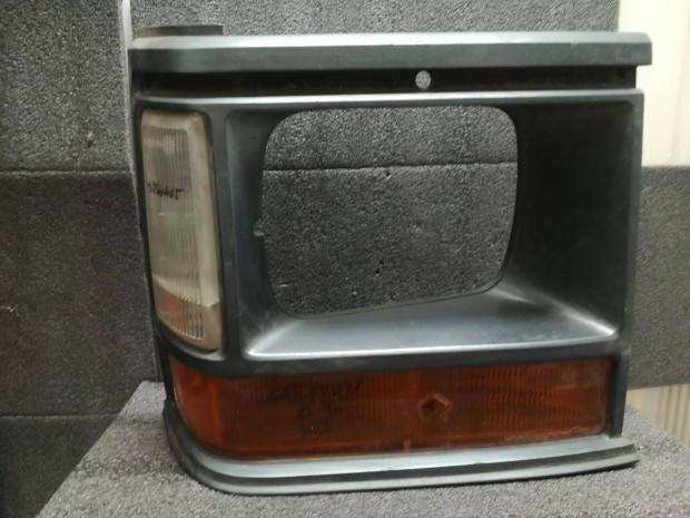 Jeep Cherokee villogó+helyzetjelző+keret jobb 1984 -> 1990
