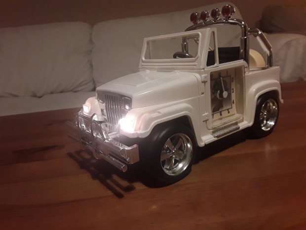 Jeep Wrangler ra modell makett