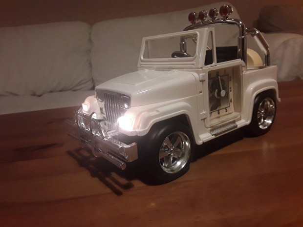 Jeep Wrangler ra modell makett 