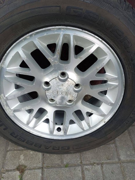 Jeep felni garnitra