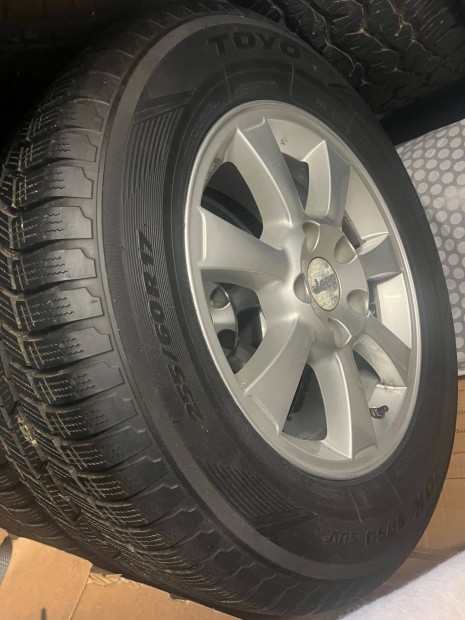 Jeep tli gumi szett 255/60r17 , 5x127 alufelnivel