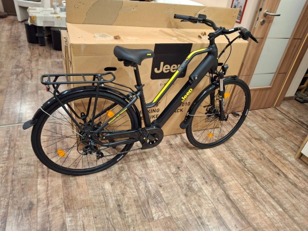 Jeep tlr 7010 elektromos ker�kp�r