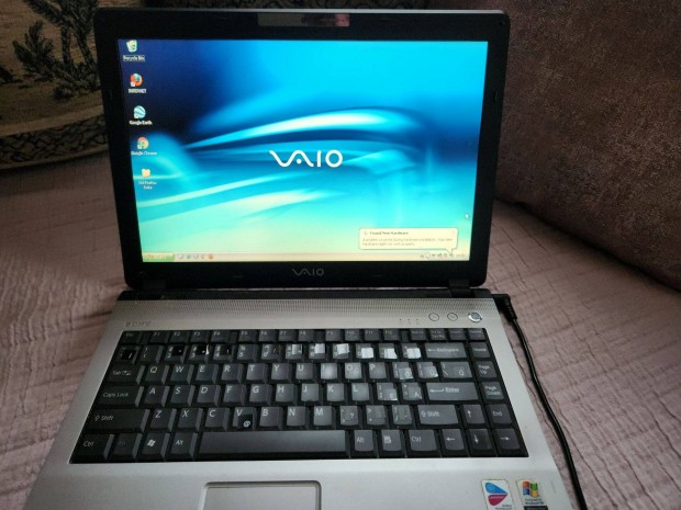 Jegelve - Retro Sony VAIO Vgn-FJ270 laptop elad,szp llapot, Win XP