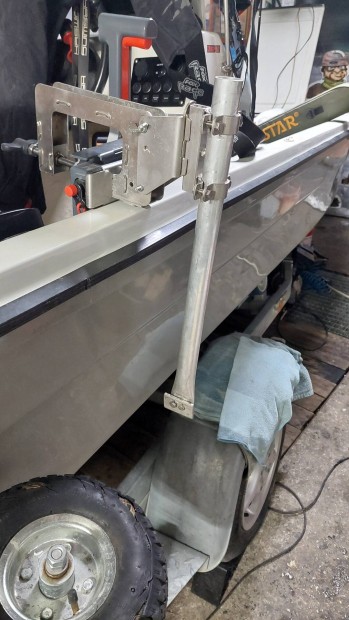 Jelad� tart� elad� 