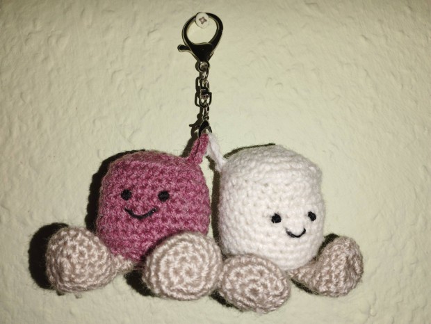 Jellycat marshmellow/pillecukor kulcstart, bag charm