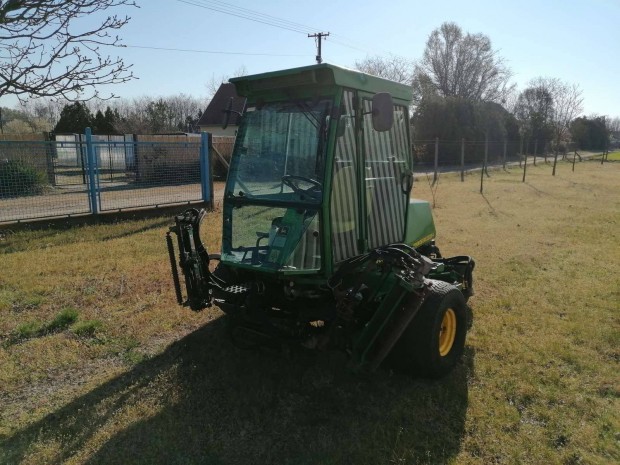 Jhon deere 3235 a 