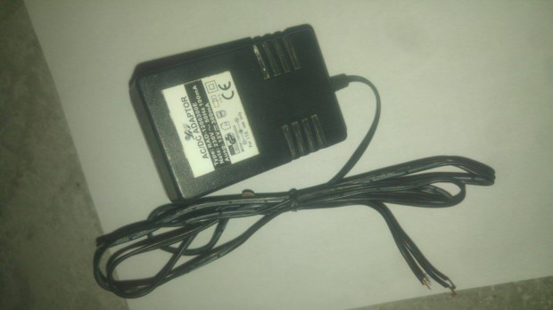 Jnelec DC adapter 12V / 300mA mkd