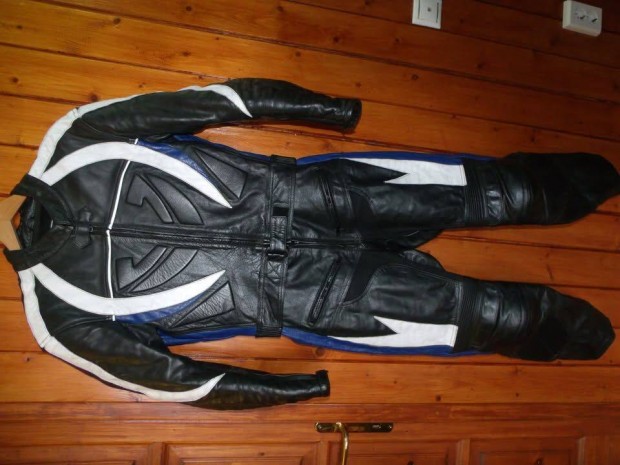 J llapot 2rszes motoros brruha kb. M/L mret, derk 86cm