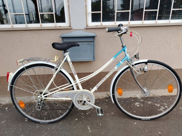 Jó állapotú Fischer Női 27" 1,1/4 (630-mm kerékpár! (123)