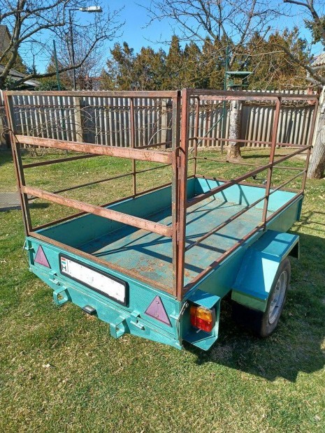 J� �llapot� Lady ut�nfut� keresi �j gazd�j�t