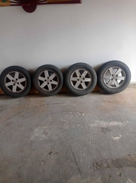 J llapot gyri Suzuki felni