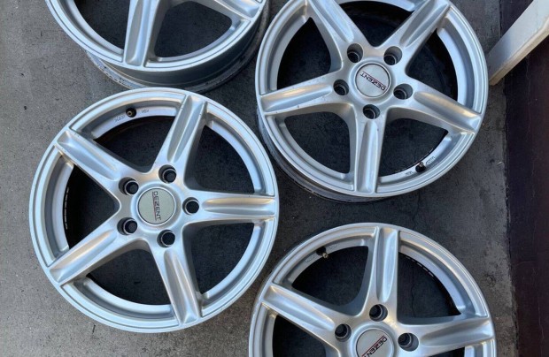Jó állapotú mutatós alufelni szett 15" méretben 5x114,3 osztóra