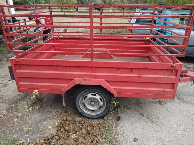 Jó állapotú utánfutó műszaki nélkül eladó