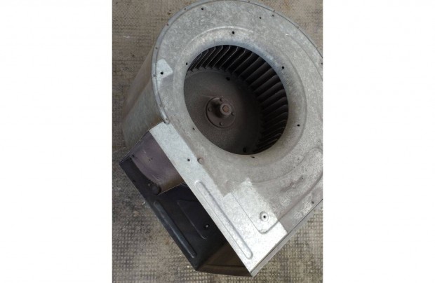 J ipari ventiltor230Volt 736 Watt 925 rpm konzollal a felszerelshez