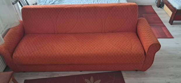 Jó minőségű, szép kanapéágy hibátlan állapotban 120x200cm