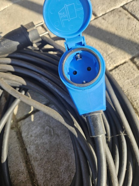 J� min�s�g� er�s, 25m hosszabb�t�