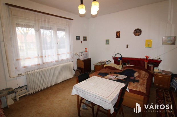 J� szerkezet� t�gla h�z M�riafalv�n.