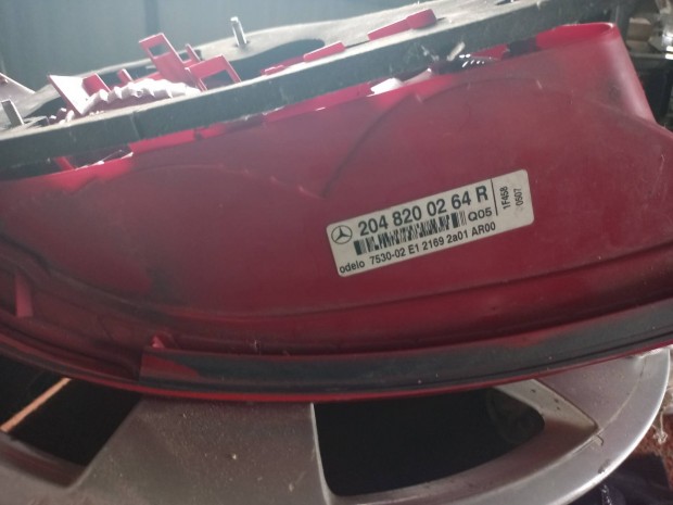 Jobb bal W204 h�ts� l�mpa gy�ri Mercedes