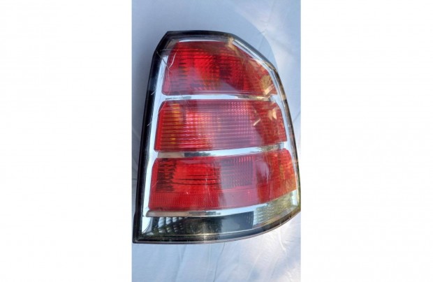 Jobb hátsó lámpa Opel Zafira B enyh.sér./2cm-en pókhálós, nem törött!