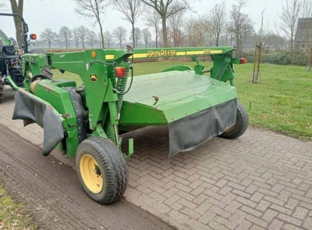 John Deere 1465 , 3 Mteres Vontatott Fkasza Gumihengeres Szrsrt