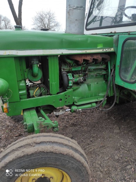John Deere 2130