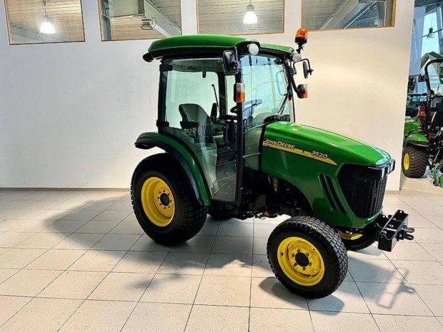 John Deere 3520 kis traktor 2 v garancival