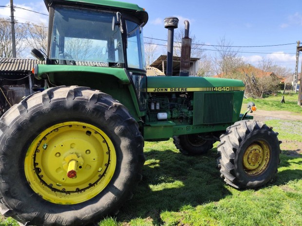 John Deere 4630 traktor elad