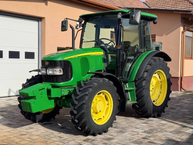 John Deere 5720 traktor