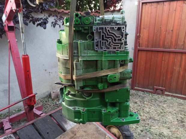John Deere 6000-es szria Powerquad vlt