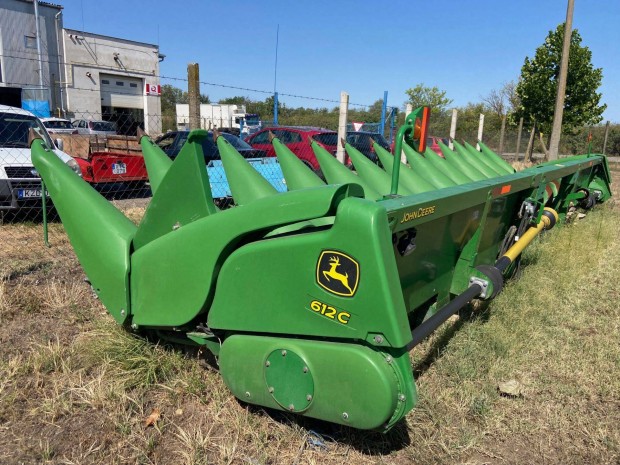 John Deere 612C szárzúzós 12 soros kukorica betakító adapter