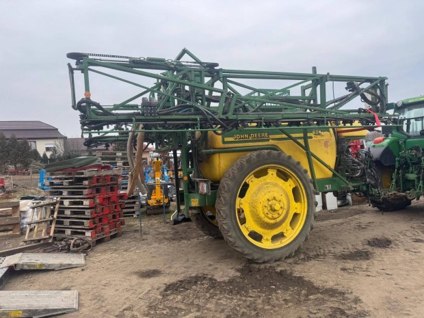 John Deere 624 , Vontatott Szntfldi Permetez 27 Mteres Szrkeret