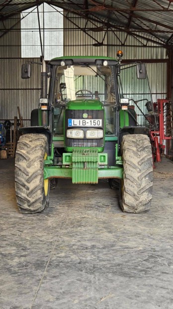 John Deere 6630