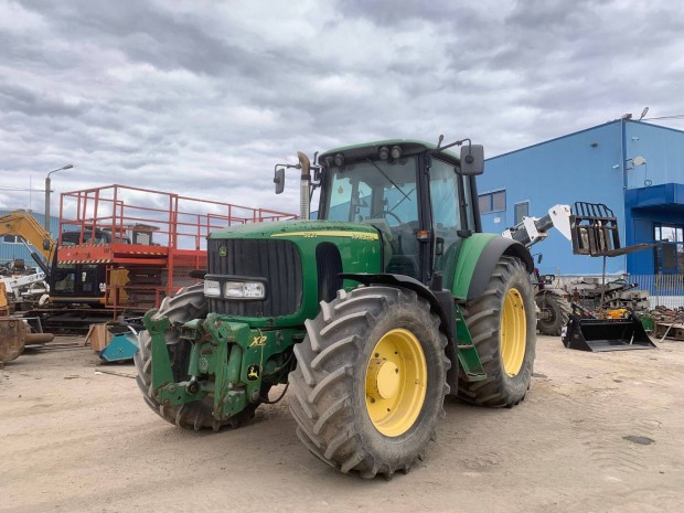 John Deere 6820 traktor