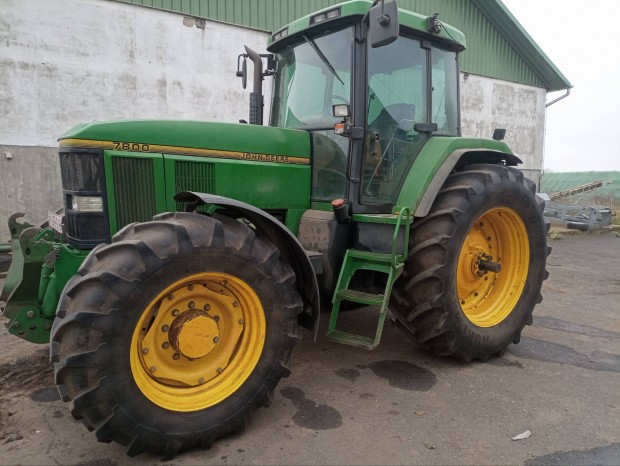 John Deere 7800