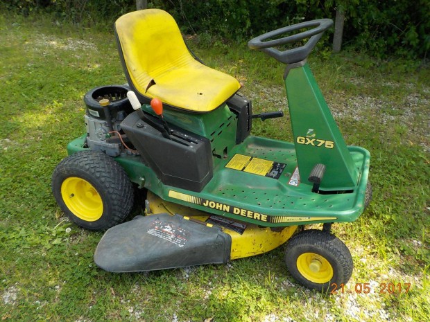 John Deere Gx 75-s fnyrtraktorrl:gyri megkmlt kaszaadapter