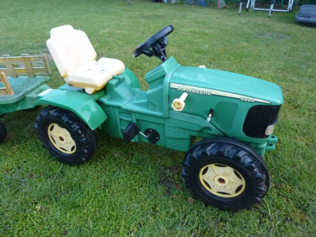 John Deere Gyerek pedlos Traktor