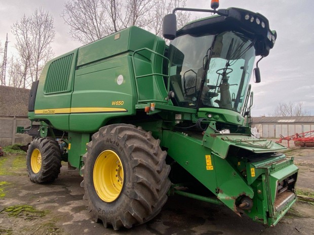 John Deere W650 komb�jn