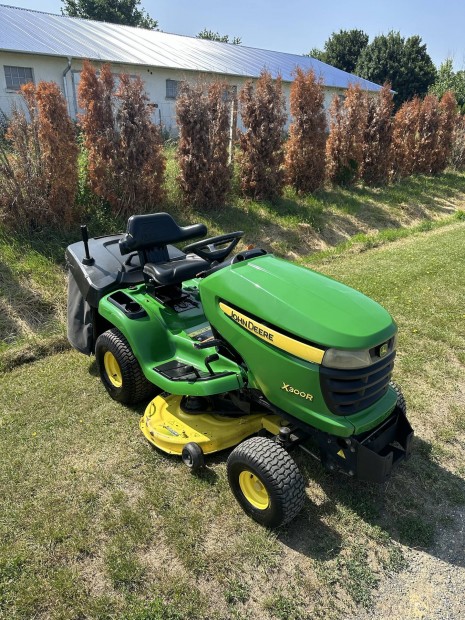 John Deere X300R Kawasaki fűnyíró traktor