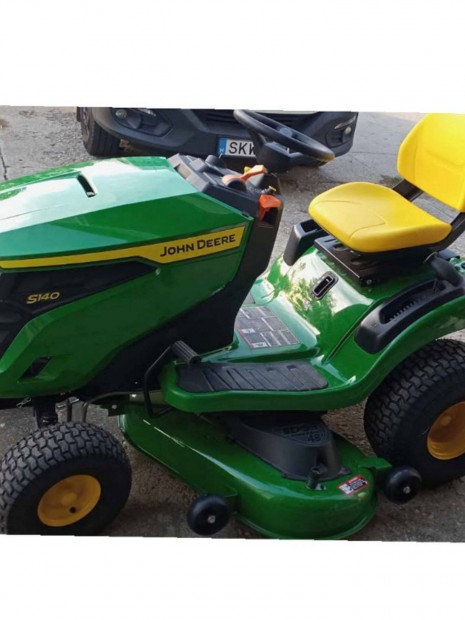 John Deere s140 funyiro traktor