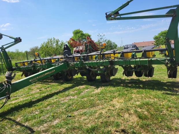 John Deere vetőgép
