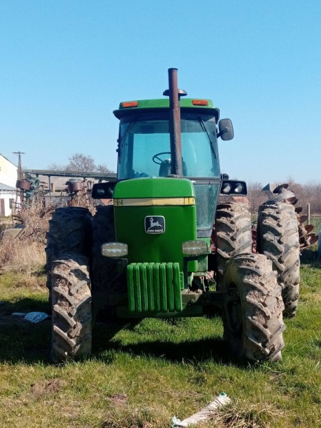 John deere 4640