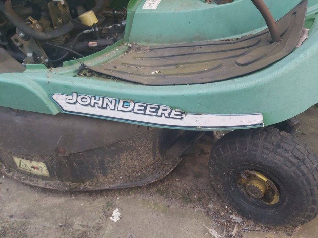 John deere fűnyirotraktor alkatrésznek eladó